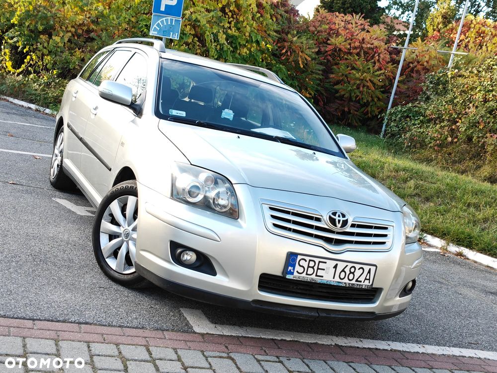 Toyota Avensis 2008 photo 2