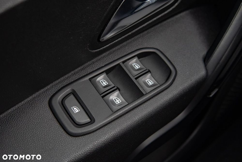 Dacia Duster 1.6 SCe Comfort - 28