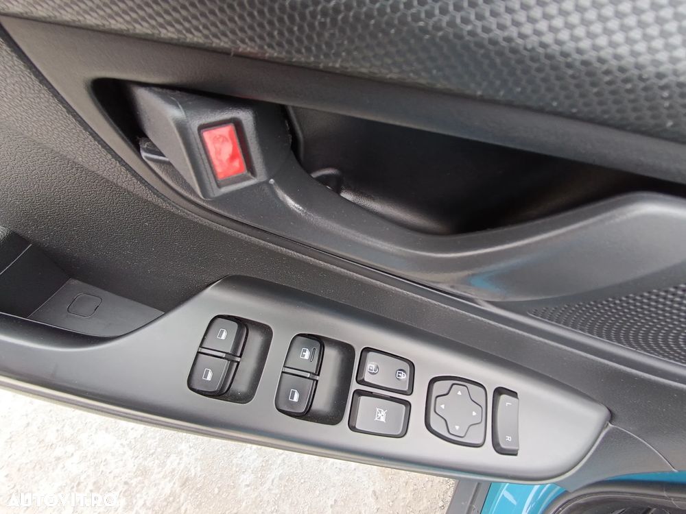 Hyundai KONA 1.0 T-GDI 120 CP 6MT 2WD Comfort - 23