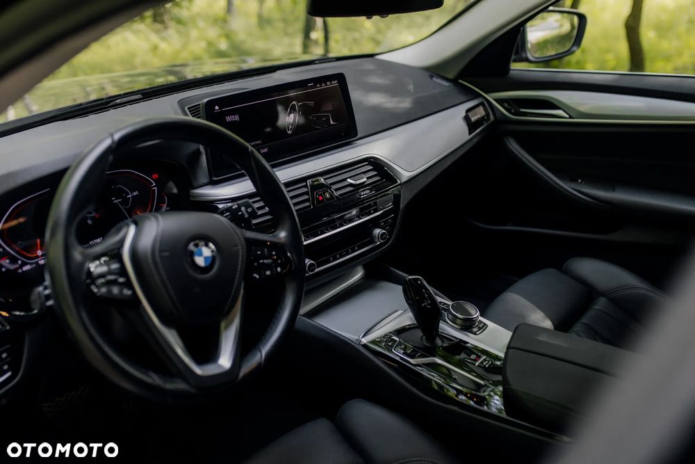 BMW Seria 5 530i mHEV Luxury Line - 10
