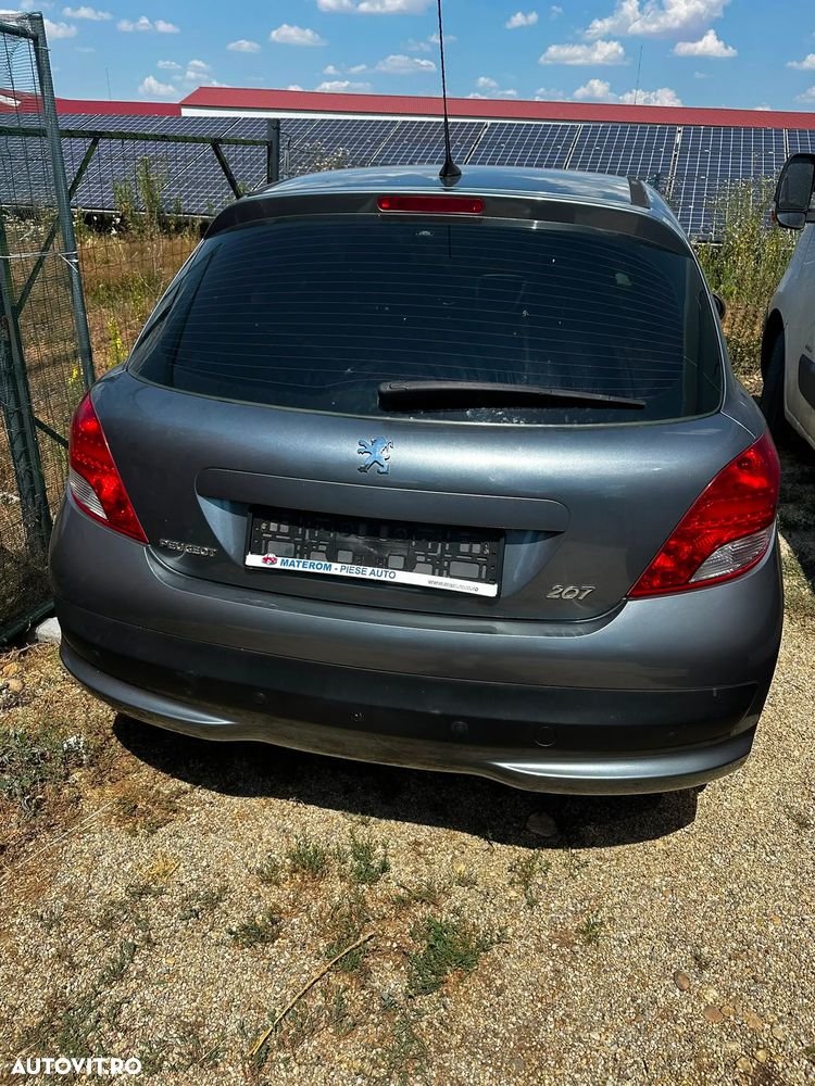 Peugeot 207 1.4HDI Trendy - 1