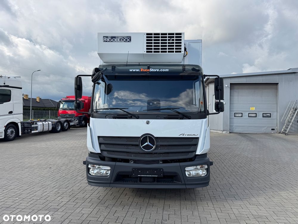 Mercedes-Benz ATEGO - 16