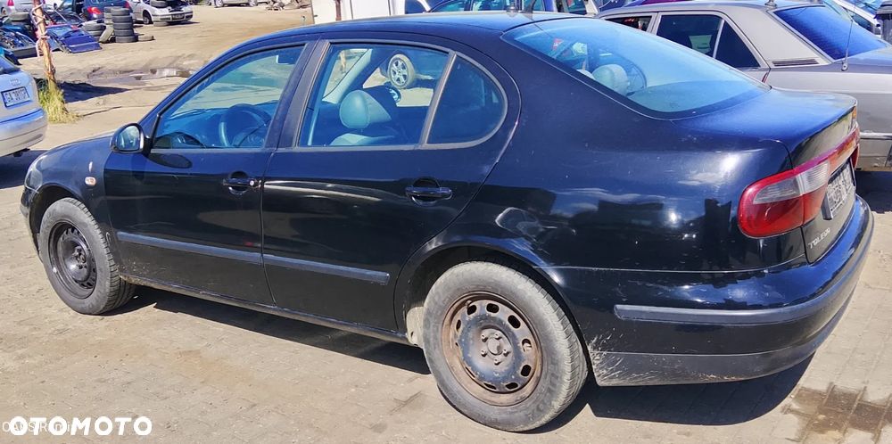 SEAT TOLEDO - 3