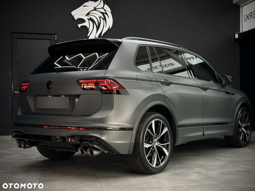 Volkswagen Tiguan - 16