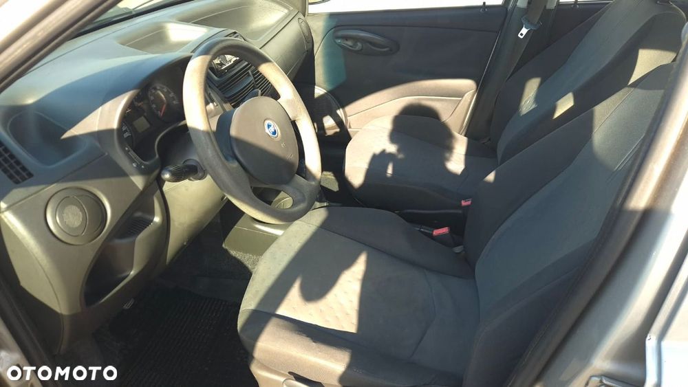Fiat Punto - 6