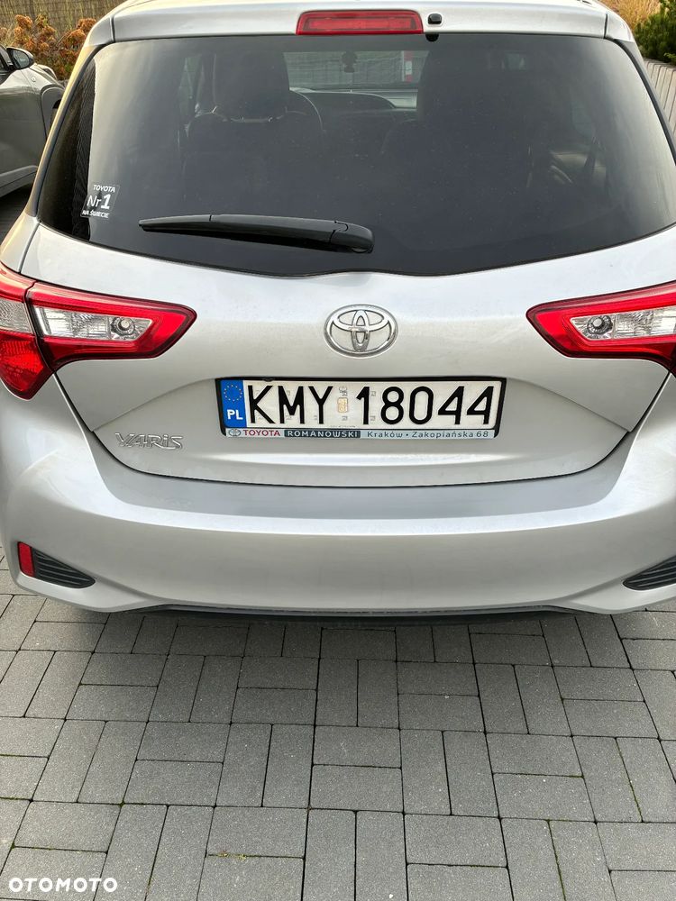 Toyota Yaris 1.5 Premium - 6