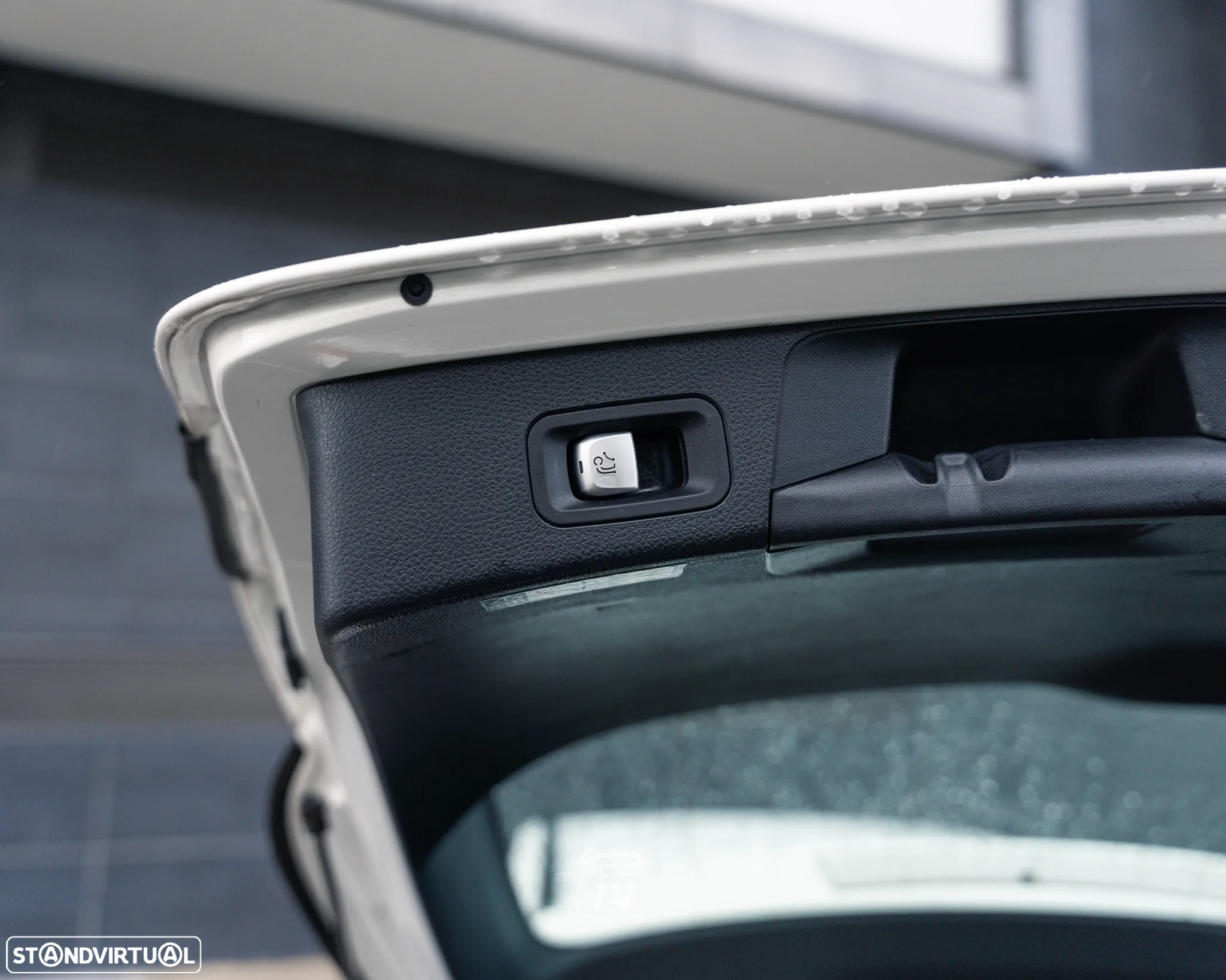 Mercedes-Benz C 220 d Station 9G-TRONIC AMG Line - 37