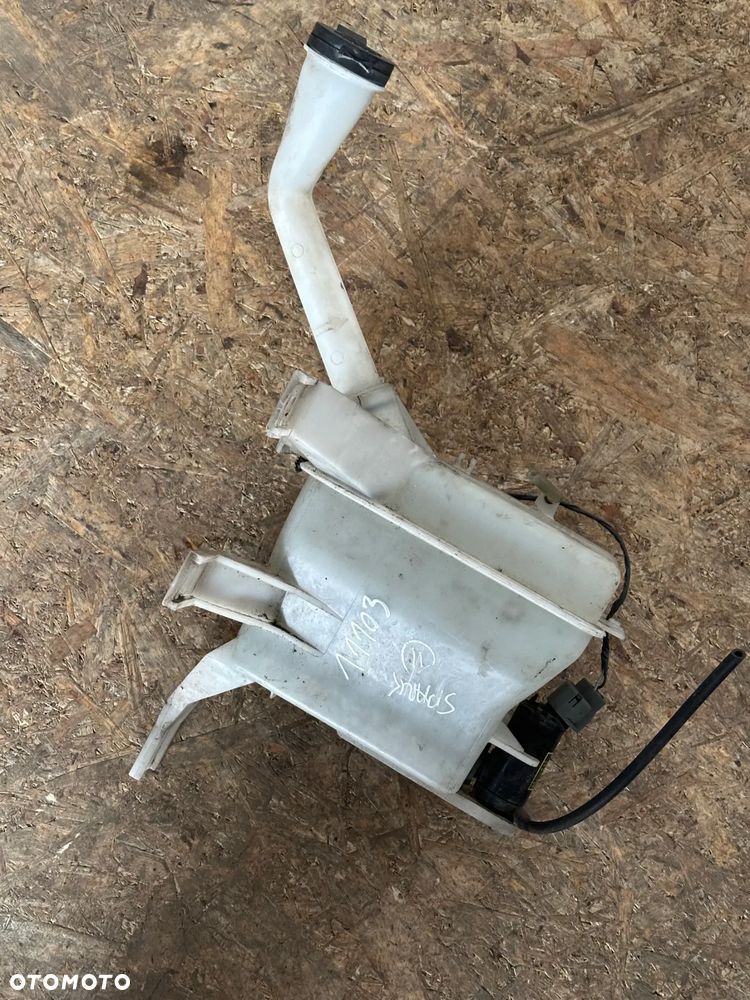 ZBIORNICZEK SPRYSKIWACZY CHEVROLET SPARK   94572183 - 1