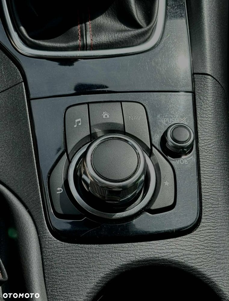 Mazda 3 - 6