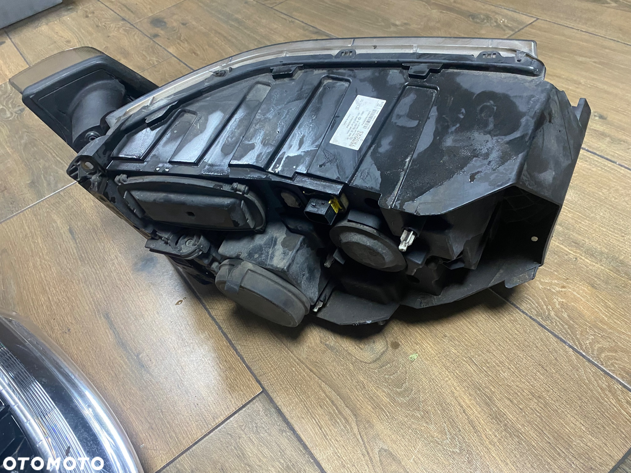RENAULT GAMA T RANGE LAMPA LEWA PRZÓD 89207611 KMP ORG - 3