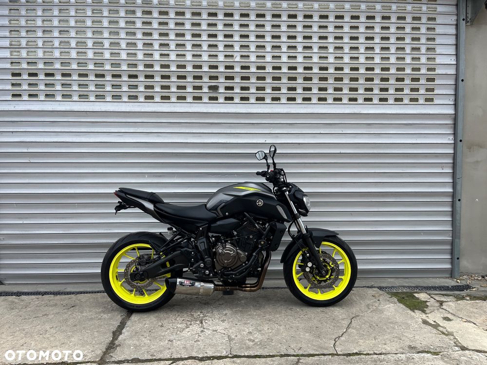 Yamaha MT - 19