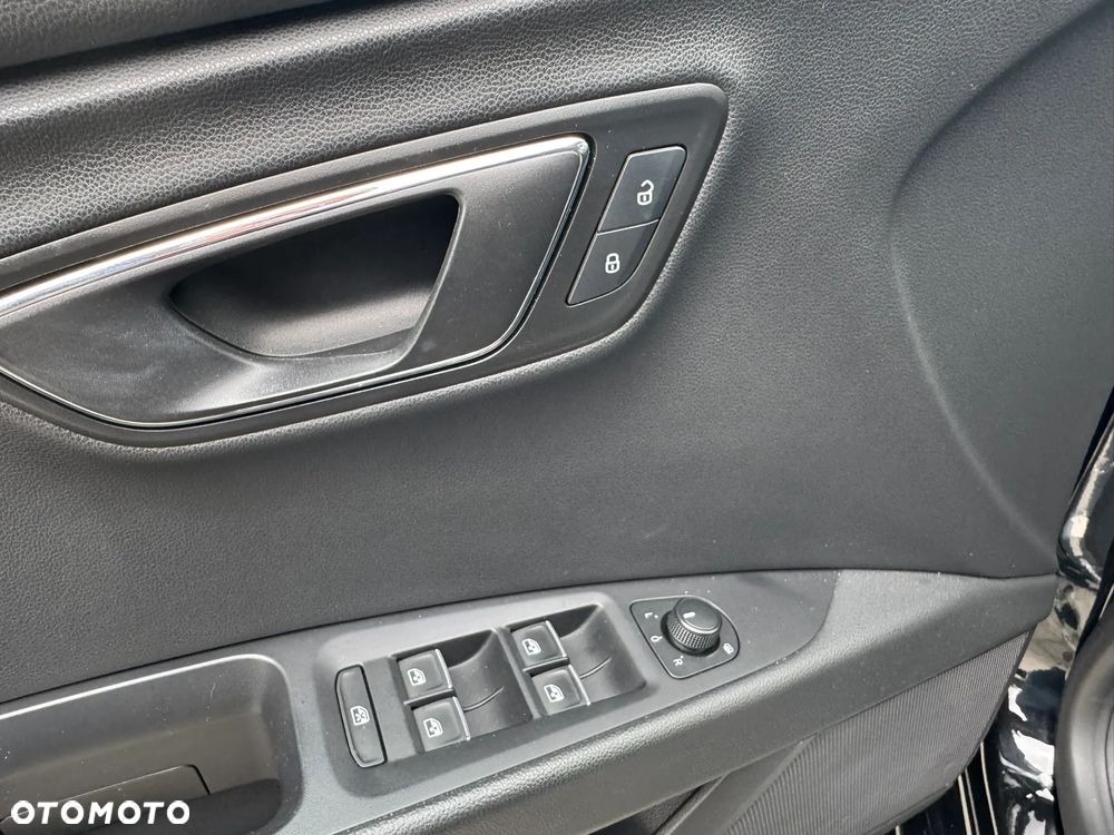 Seat Leon 2.0 TDI FR Black S&S DSG - 40