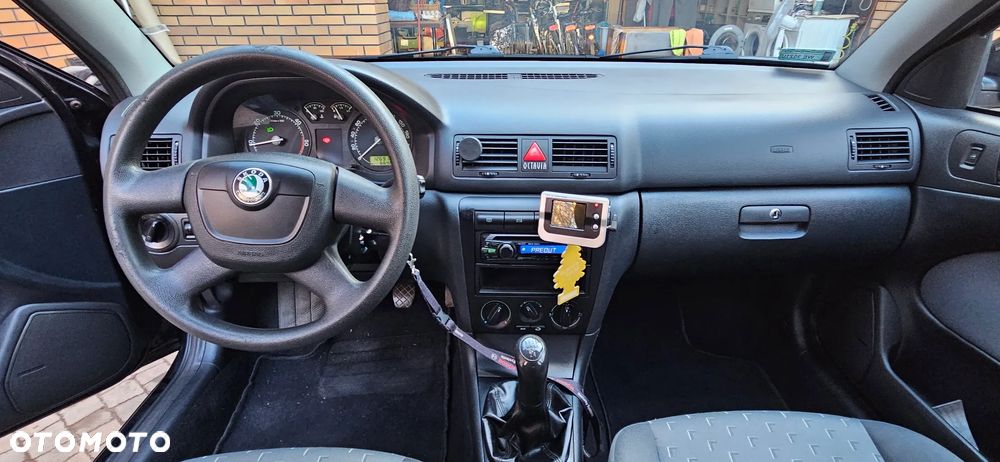 Skoda Octavia 1.9 TDI Tour - 11