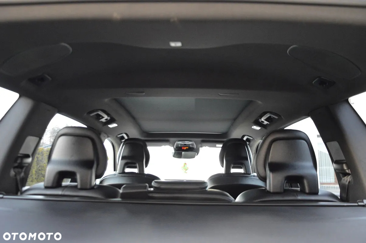 Volvo XC 90 - 30
