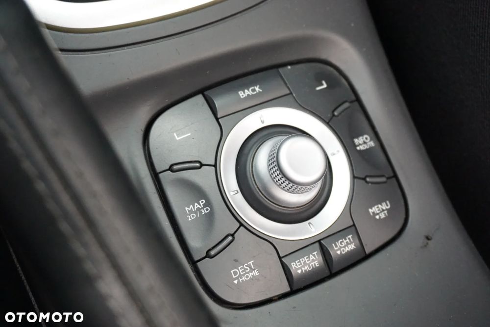 Renault Megane TCe 130 Night and Day - 28