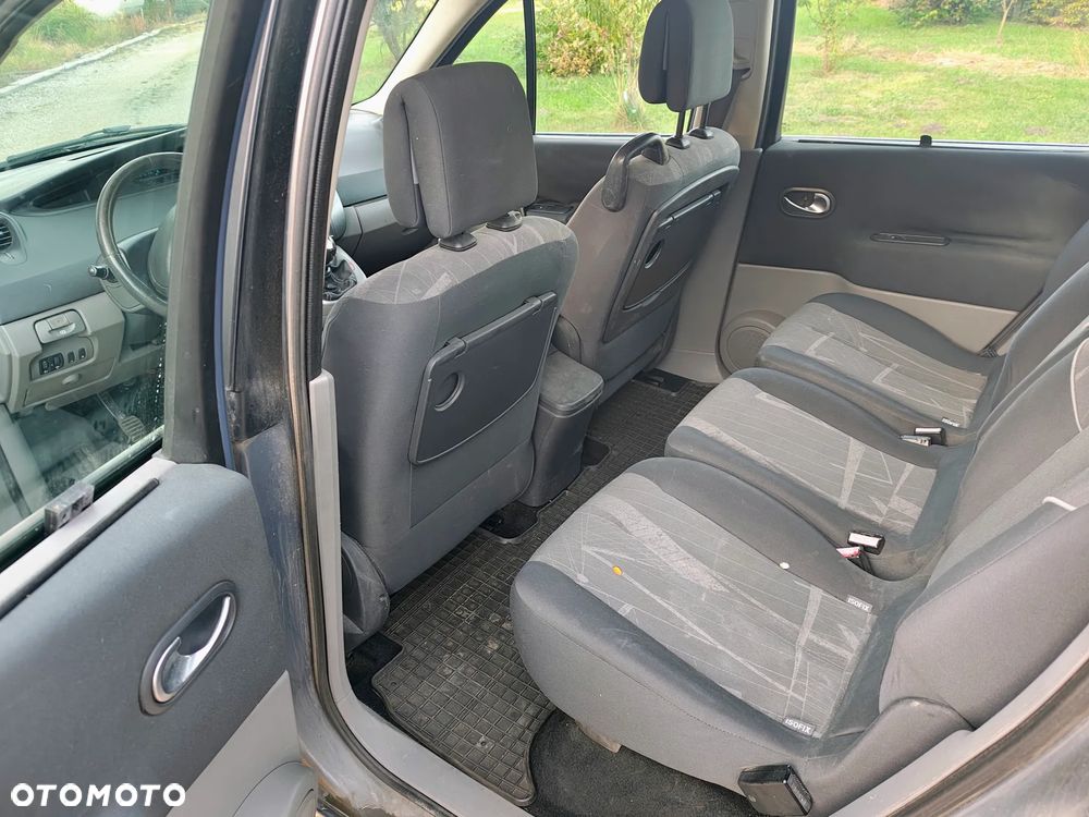Renault Scenic 1.9 dCi FAP Exception - 10