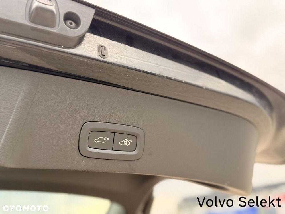 Volvo XC 40 - 26