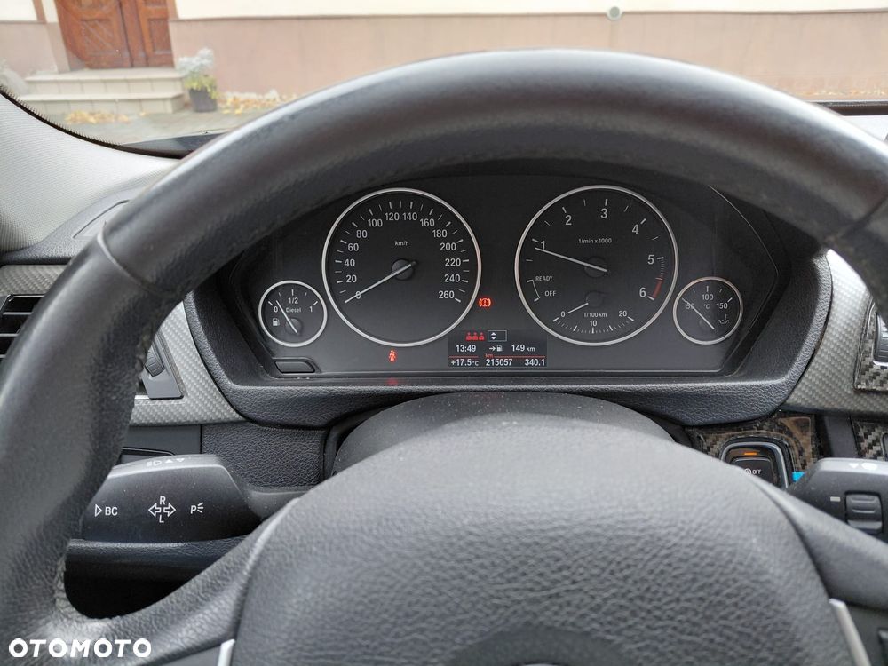 BMW Seria 3 318d Sport Line - 8