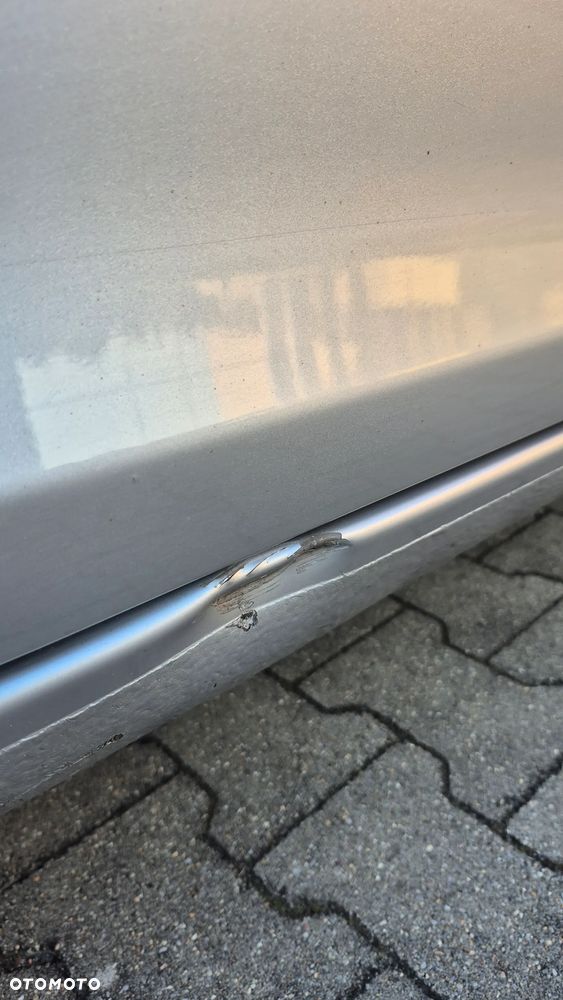 Volkswagen Golf VI 1.6 TDI Trendline - 11