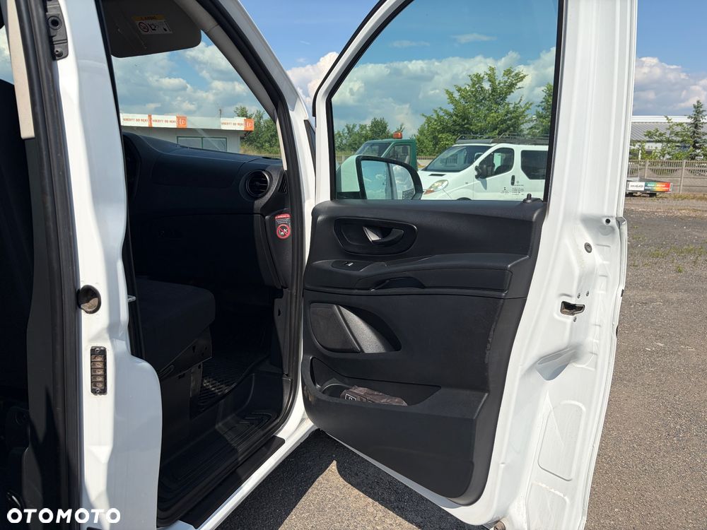 Mercedes-Benz Vito - 11