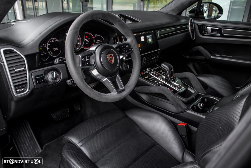 Porsche Cayenne Coupé E-Hybrid - 26