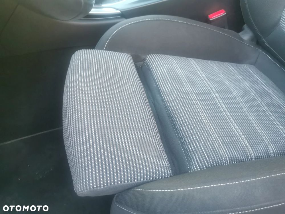 Opel Insignia 1.4 Turbo ecoFLEX Start/Stop Business Edition - 23