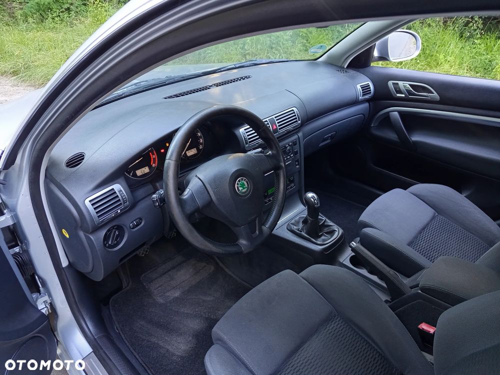 Skoda Superb 1.8 Turbo - 6