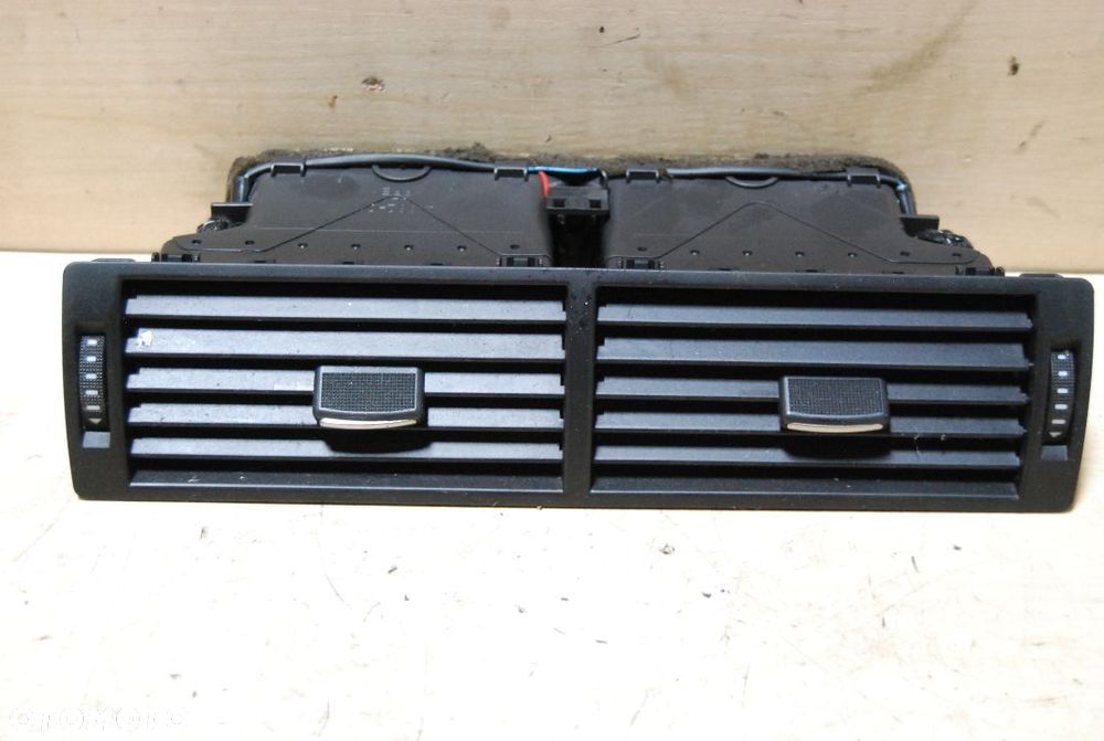 KRATKA NAWIEWU ŚRODKOWA 8E0820951F AUDI A4 B6 B7 - 1