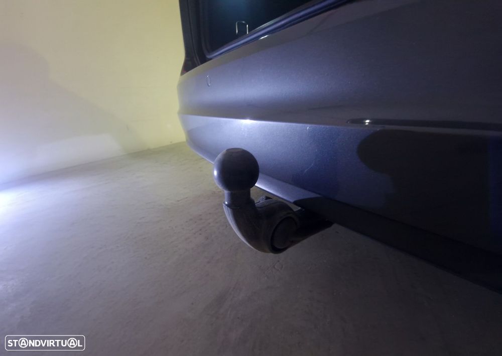 VW Sharan 1.4 TSI Highline DSG - 9