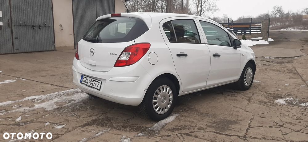 Opel Corsa - 8