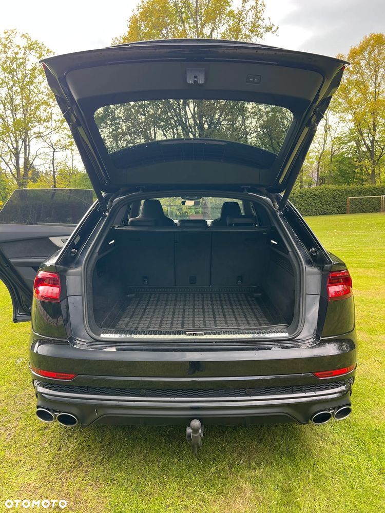 Audi SQ8 - 9