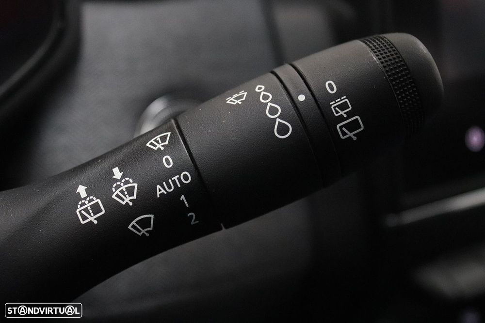 Renault Clio 1.0 TCe Techno Bi-Fuel - 17