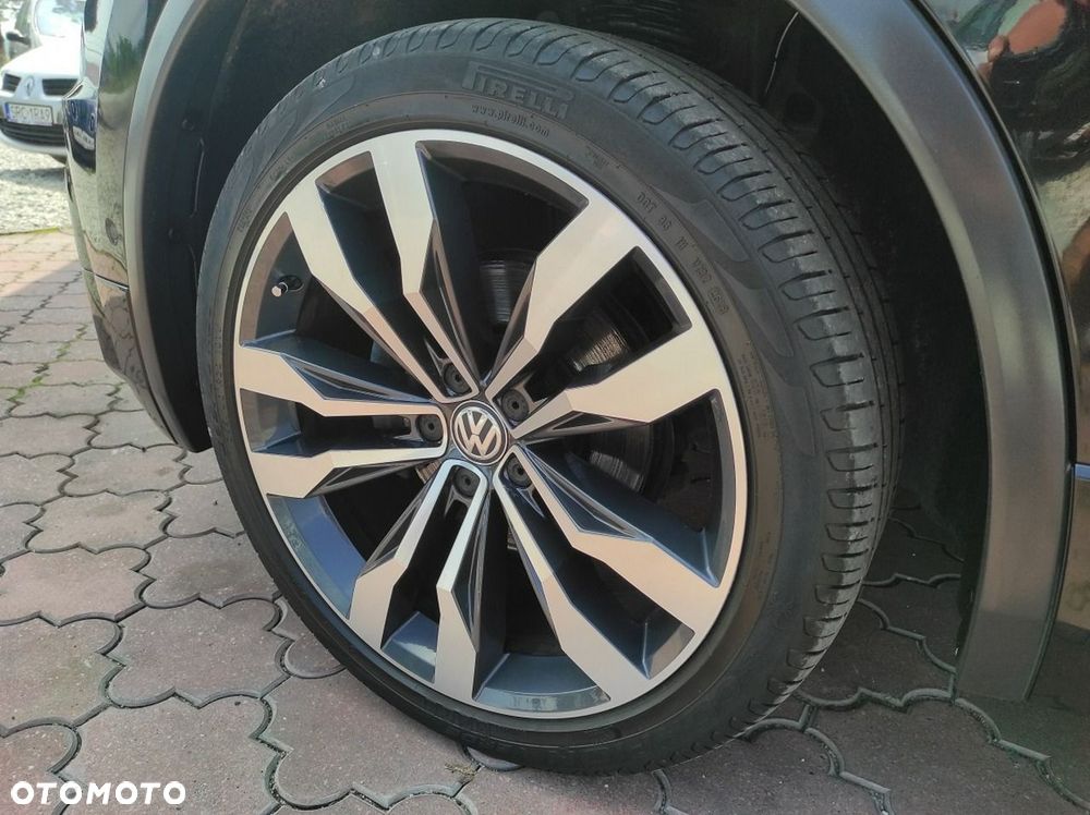 Volkswagen Tiguan - 24