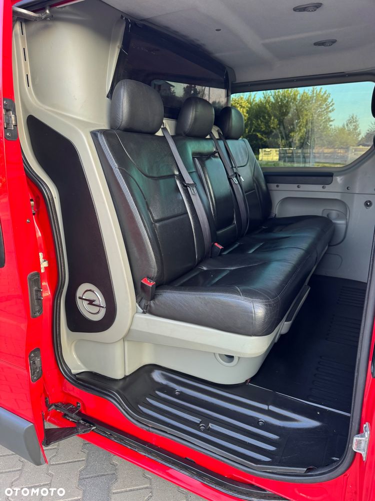 Opel Vivaro - 24