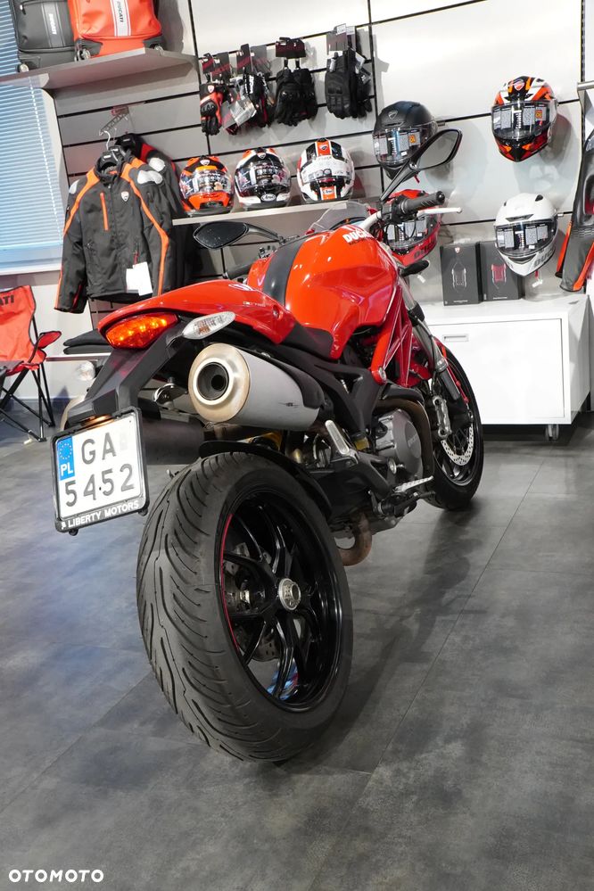 Ducati Monster - 13