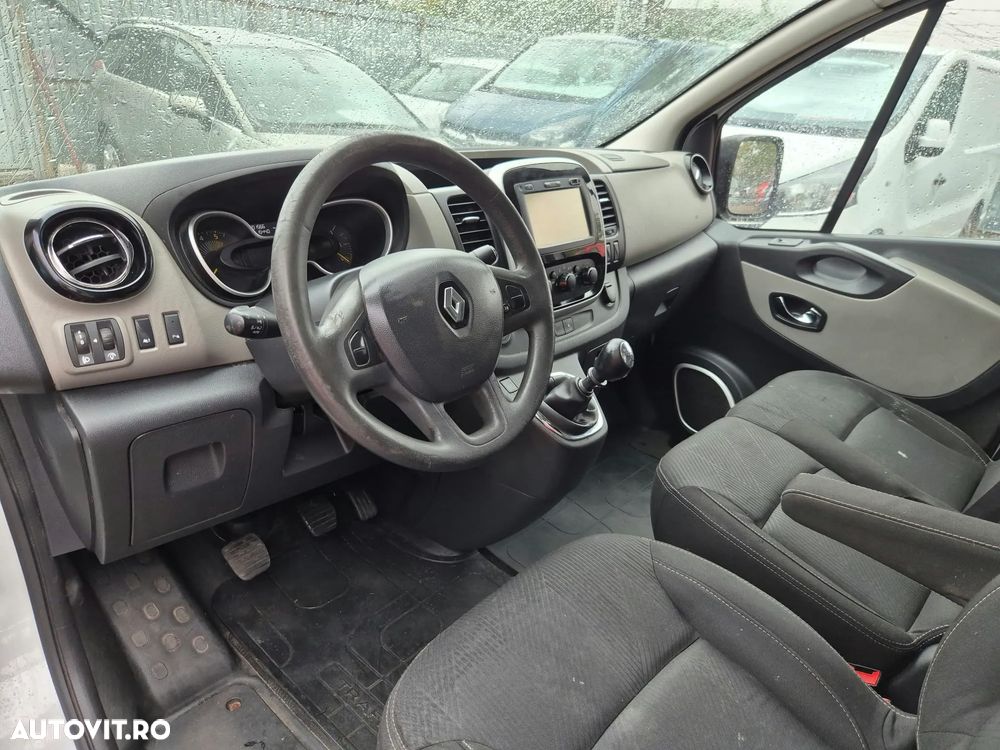 Renault Trafic - 9