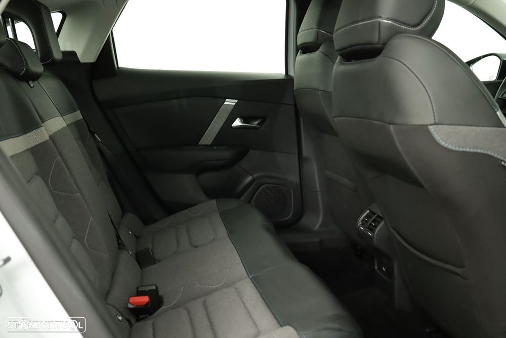 Citroën C4 1.2 PureTech Plus EAT8 - 22