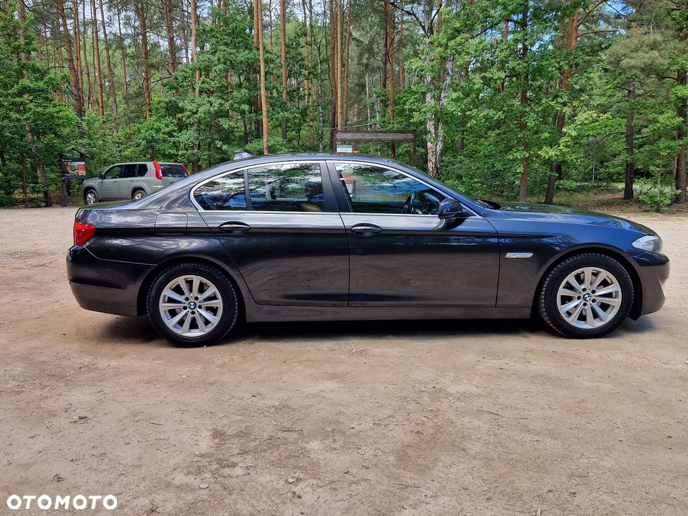 BMW Seria 5 520d Luxury Line - 7