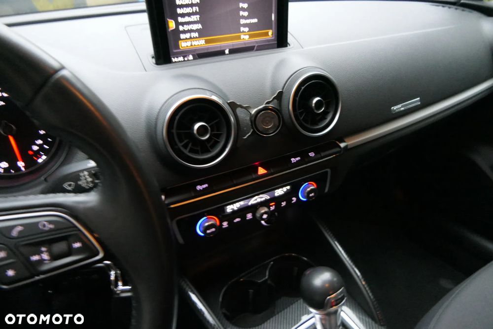 Audi A3 Limousine 1.6 TDI S tronic design - 21