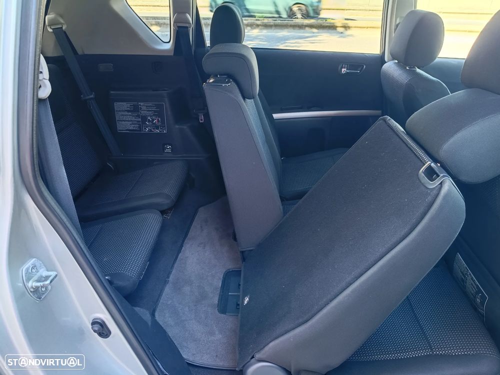 Toyota Corolla Verso 2.2 D-4D Sol - 8