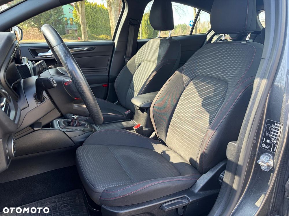 Ford Focus 2.0 TDCi SYNC Edition ASS - 17