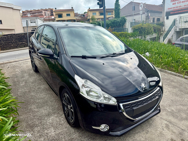 Peugeot 208 82 VTI Style