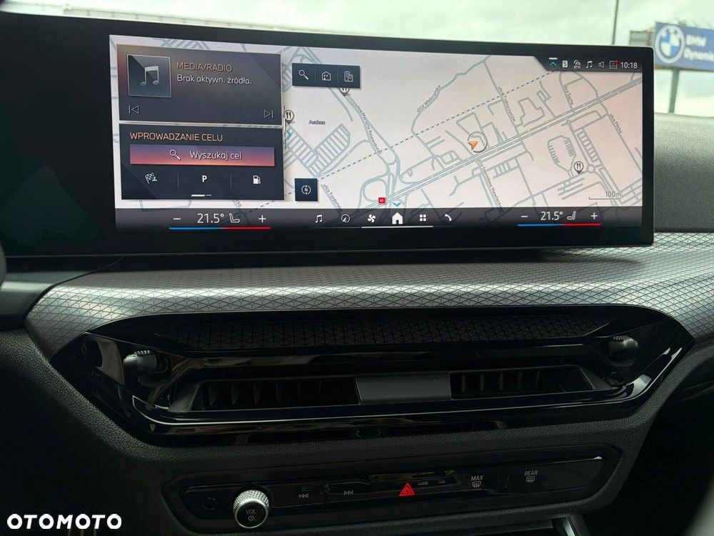 BMW Seria 3 330i xDrive M Sport sport - 27