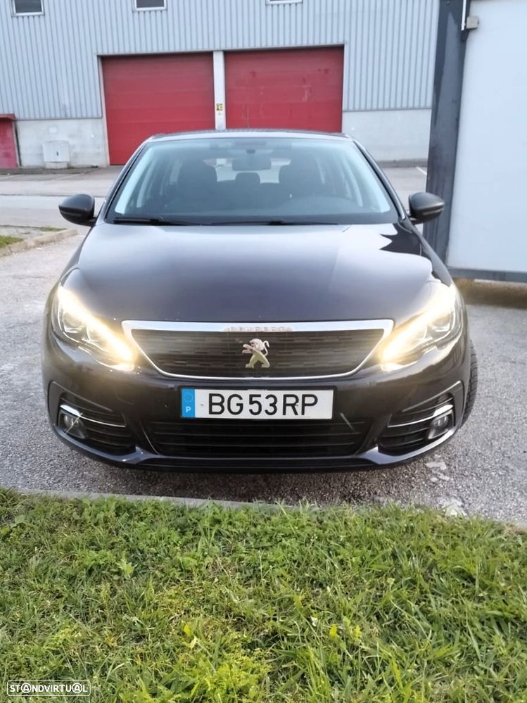 Peugeot 308 SW - 11