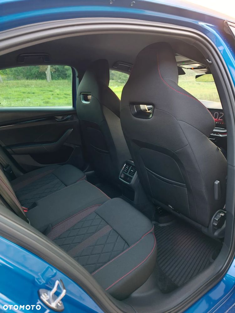 Skoda Octavia 2.0 TDI RS DSG - 17