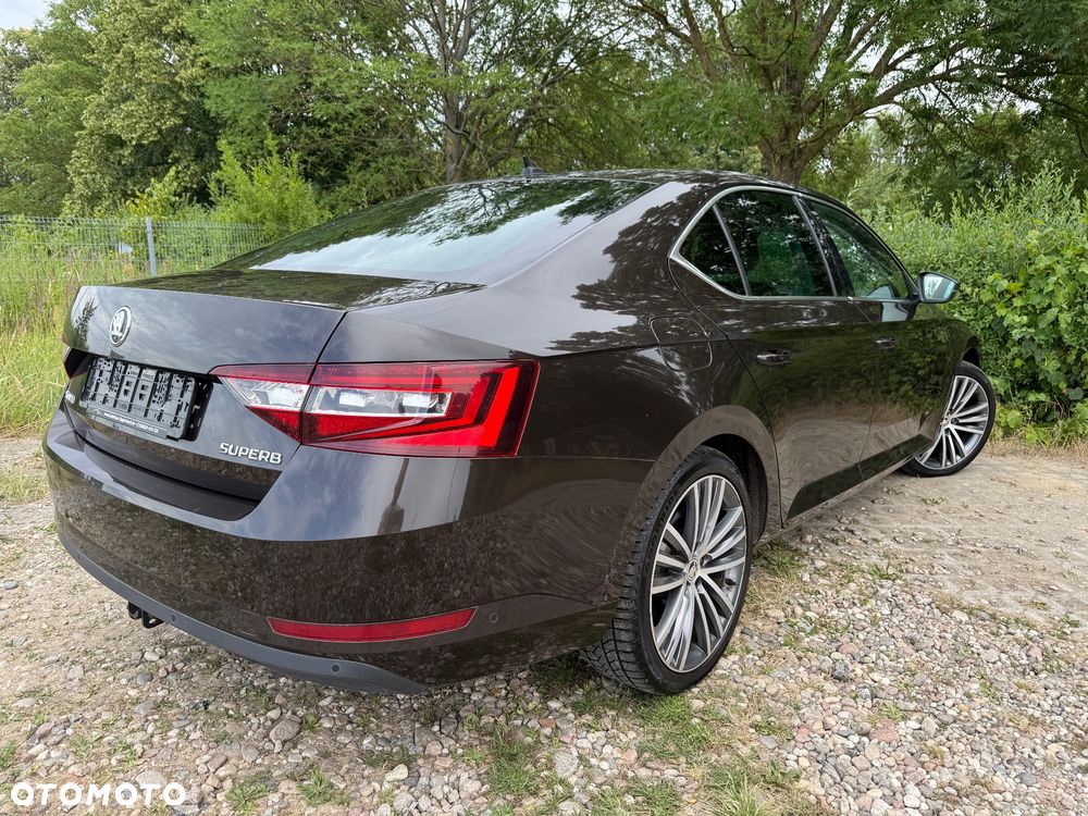 Skoda Superb 2.0 TDI DSG Ambition - 5