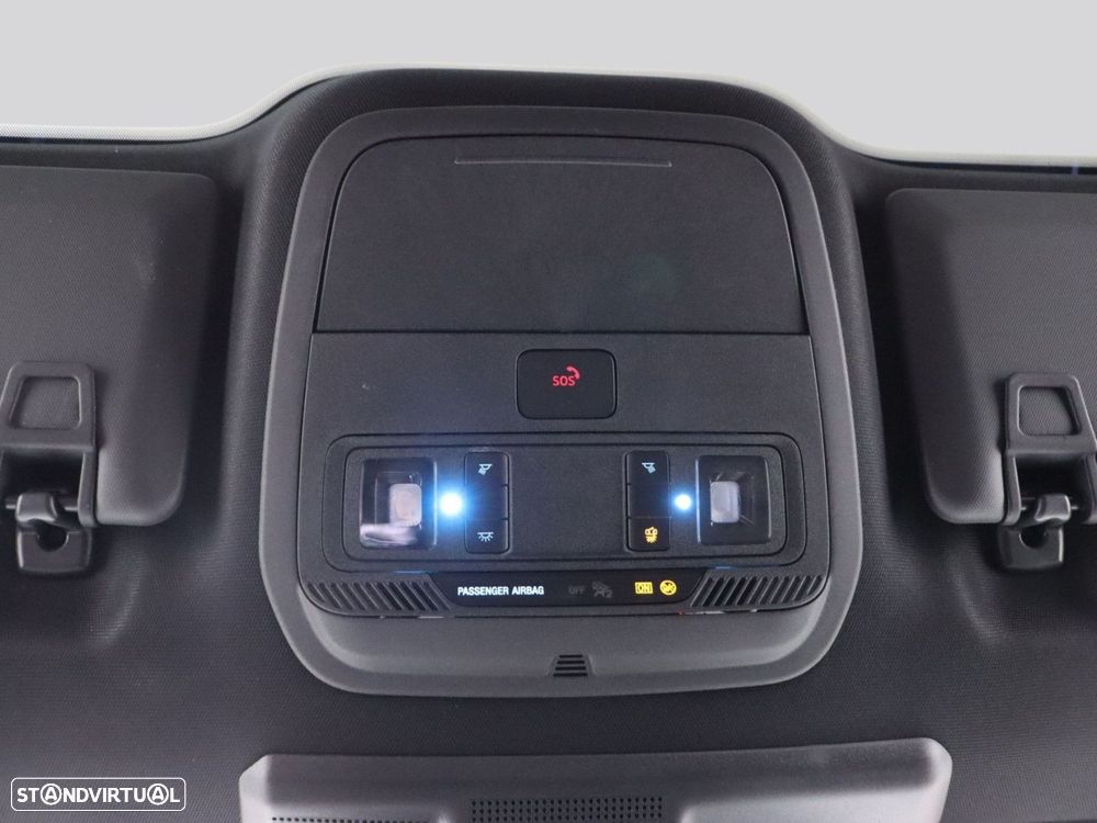 Ford Mustang Mach-E GT AWD - 26