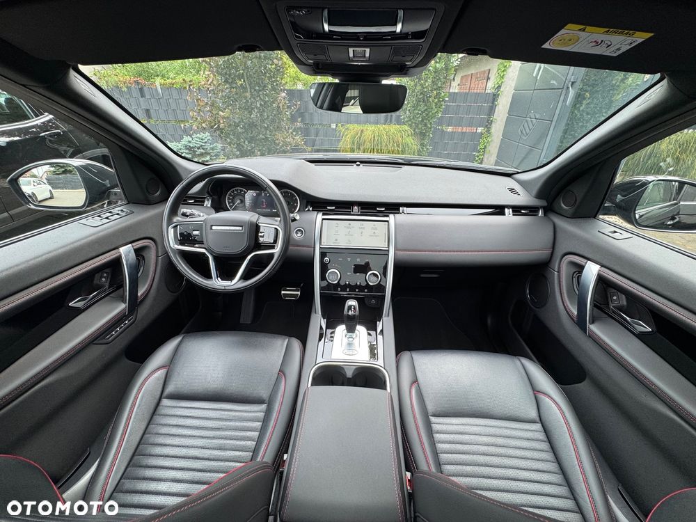 Land Rover Discovery Sport P300e R-Dynamic HSE - 35