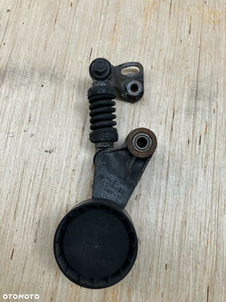 ROLKA NAPINACZ PASKA BMW E31 E32 E34 E38 E39 M60 M62 V8 3.0 4.0 3.5 4.4 1733525 1736857 - 1