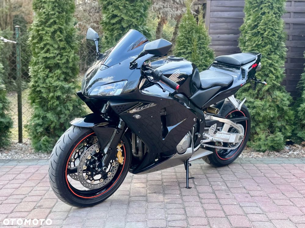 Honda CBR - 4